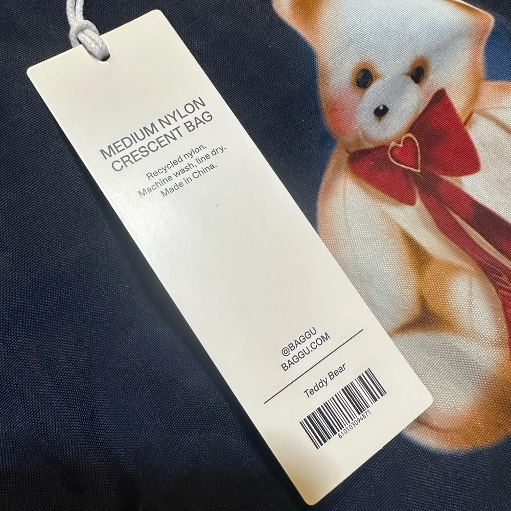 New! BAGGU medium crescent with a teddy bear graphic / new with tags! - Picture 6 of 16